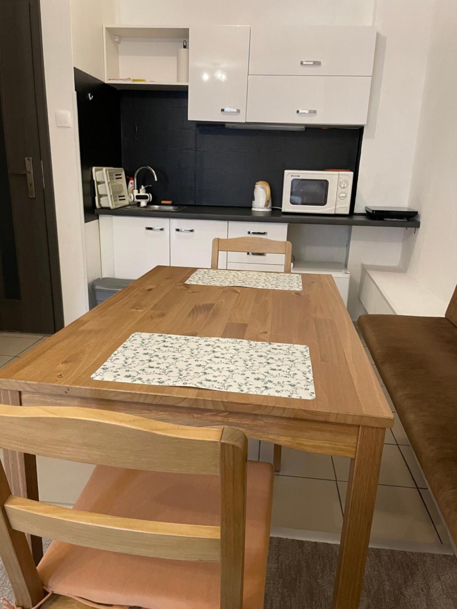Hostal Zu Hause Vrbov Habitación foto
